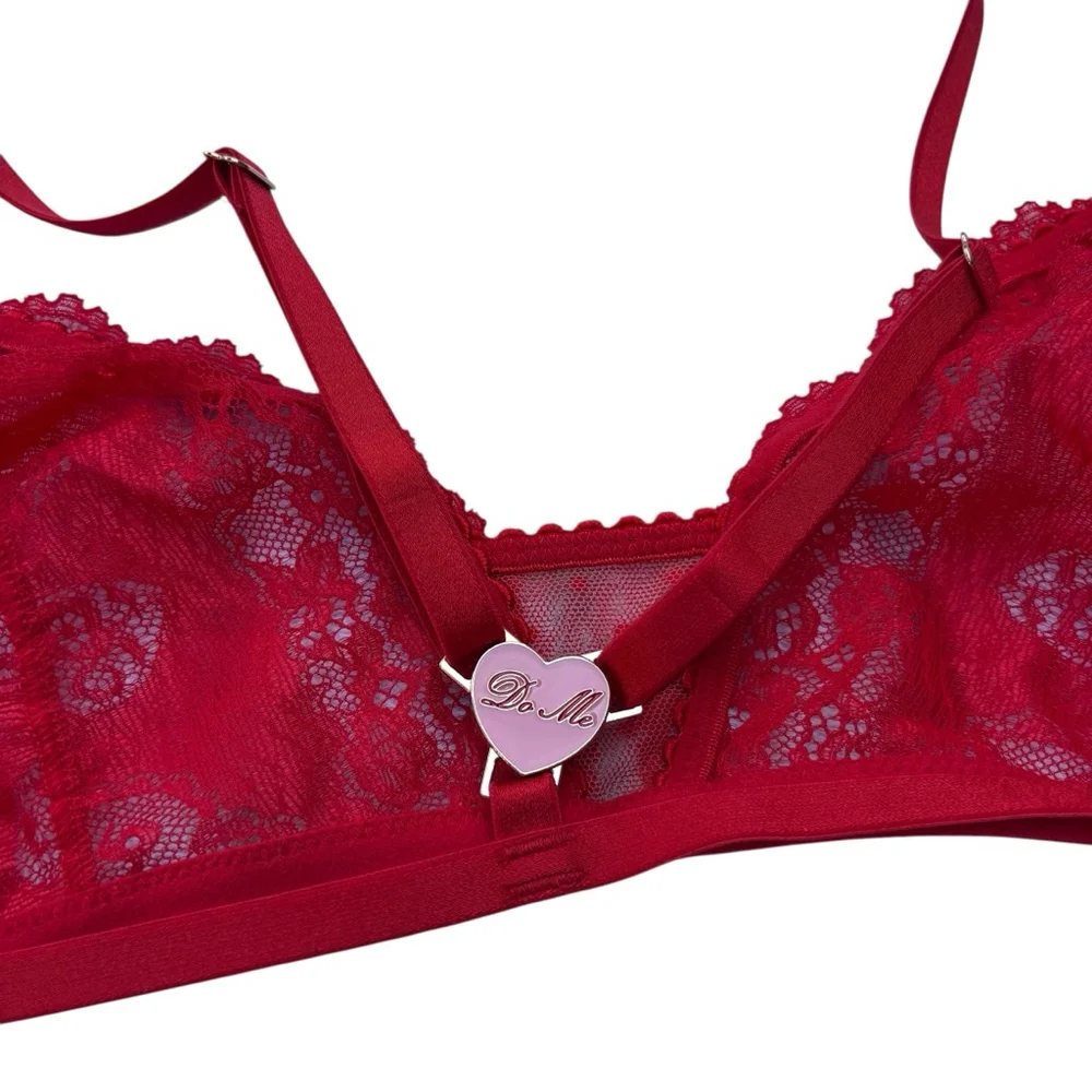 Savage X Fenty bra hearts adjustable